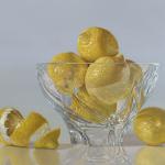 Lemons in Swirled Crystal 20x32